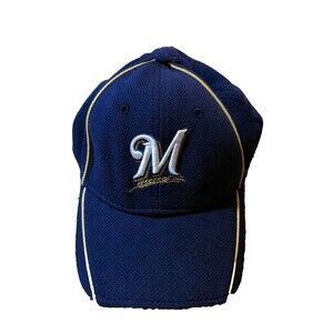 Vintage Milwaukee Brewers Major League Baseball Cap Blue With White Logo